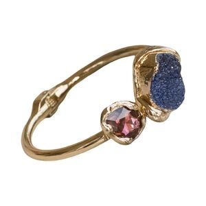 NWOT Goldtone with red and Blue Artistic Bracelet